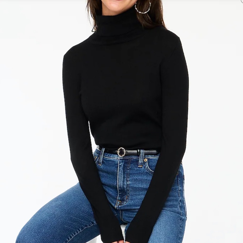 NWT Machine-washable merino wool-blend turtleneck